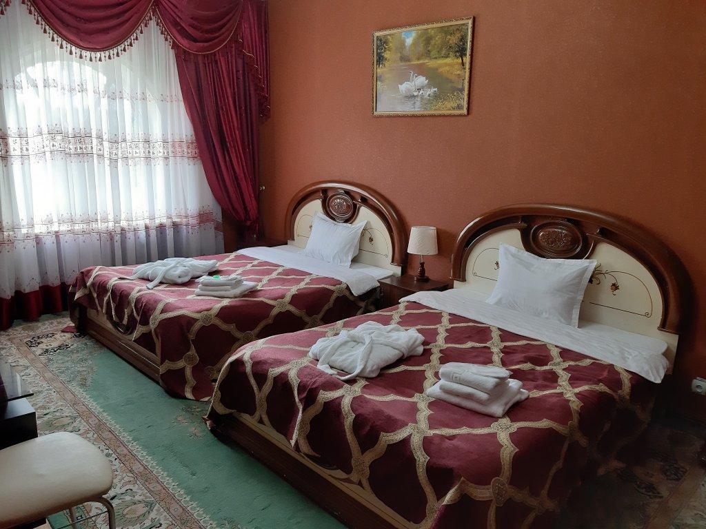 Sarbon Hotel Tasken Kültér fotó