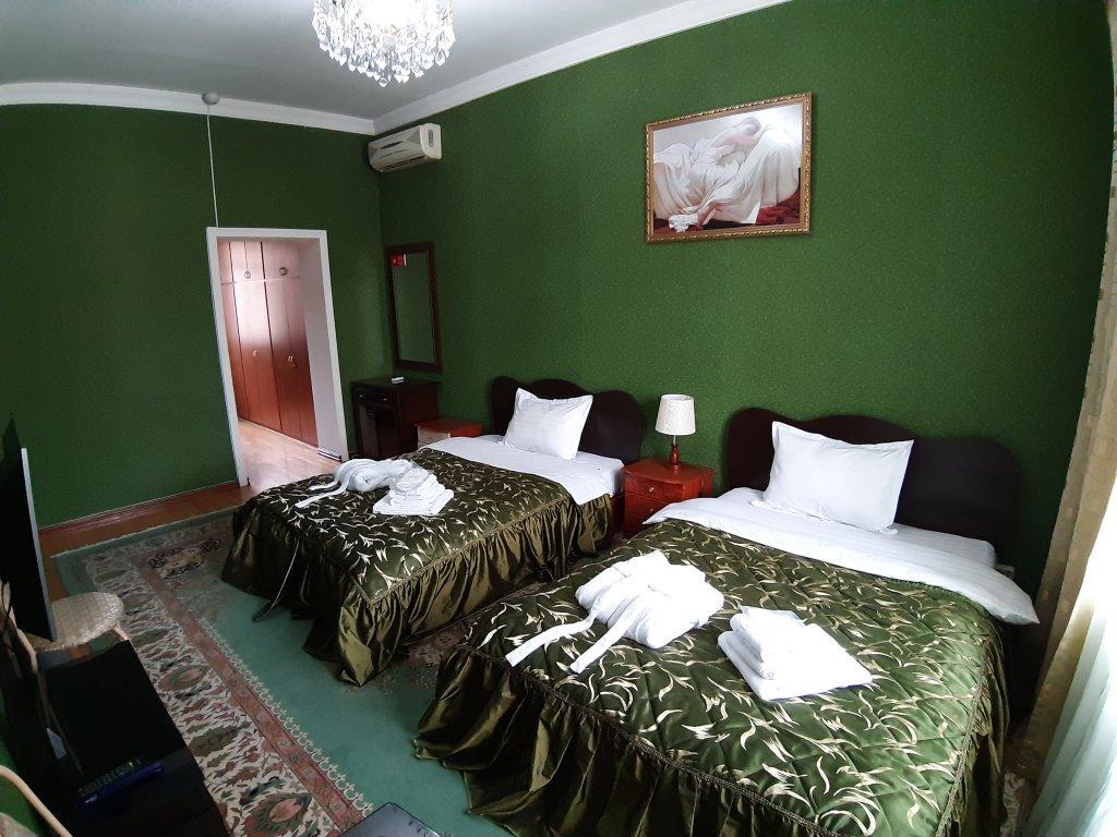 Sarbon Hotel Tasken Kültér fotó