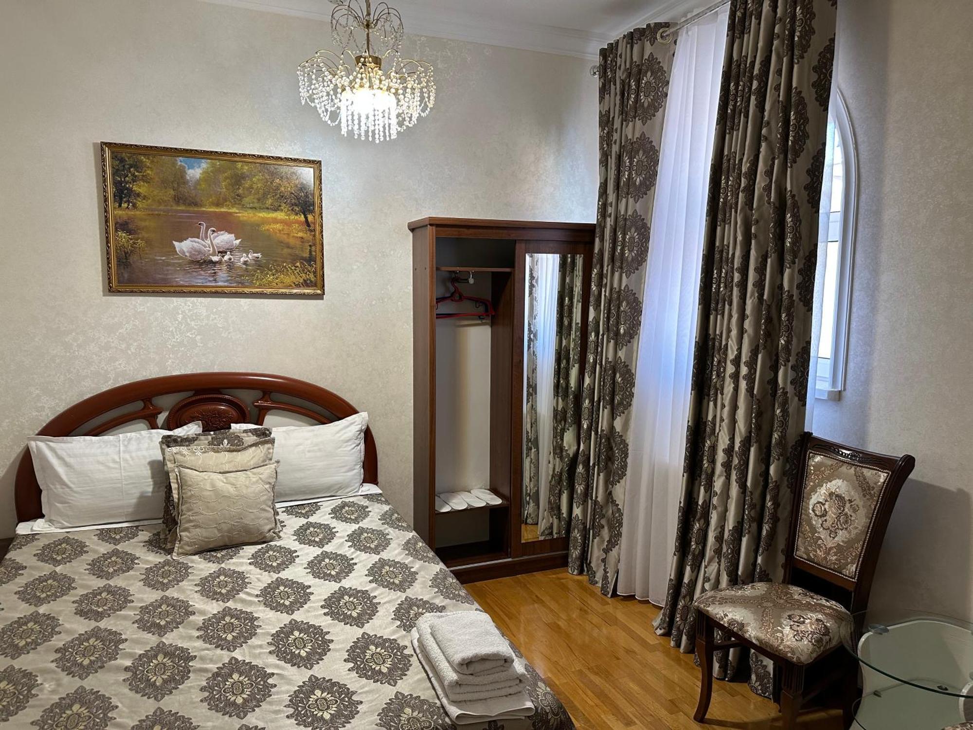 Sarbon Hotel Tasken Kültér fotó