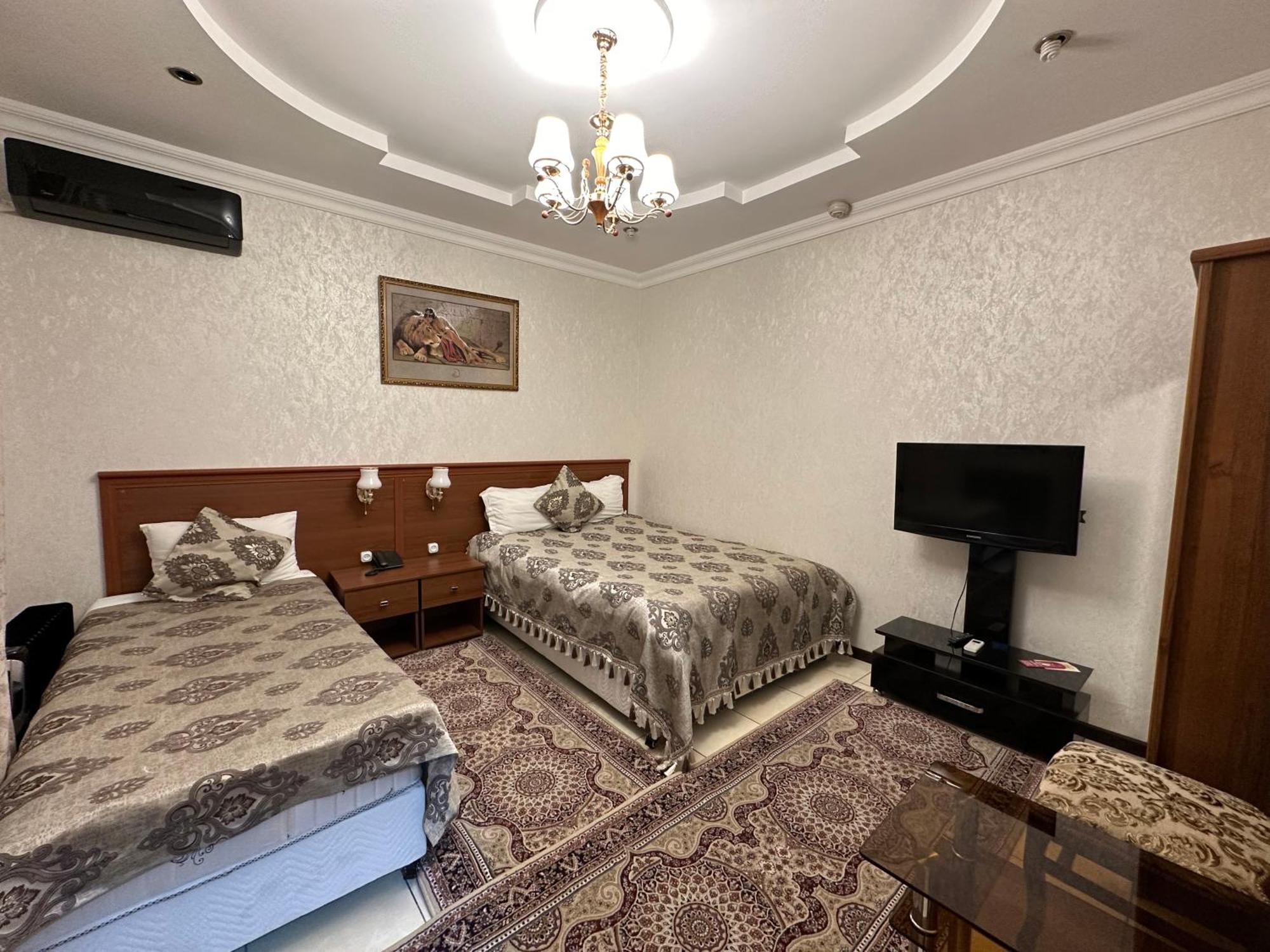 Sarbon Hotel Tasken Kültér fotó