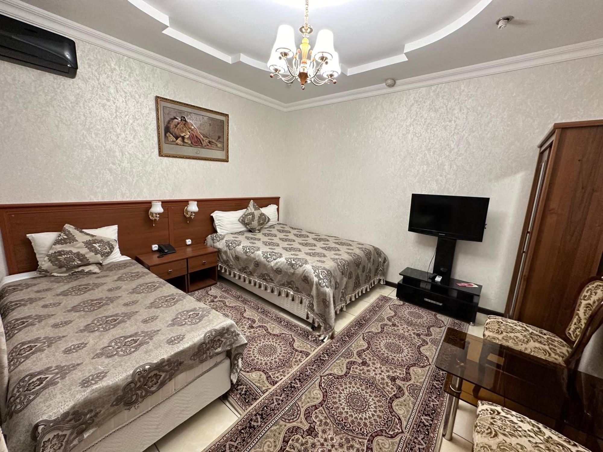Sarbon Hotel Tasken Kültér fotó
