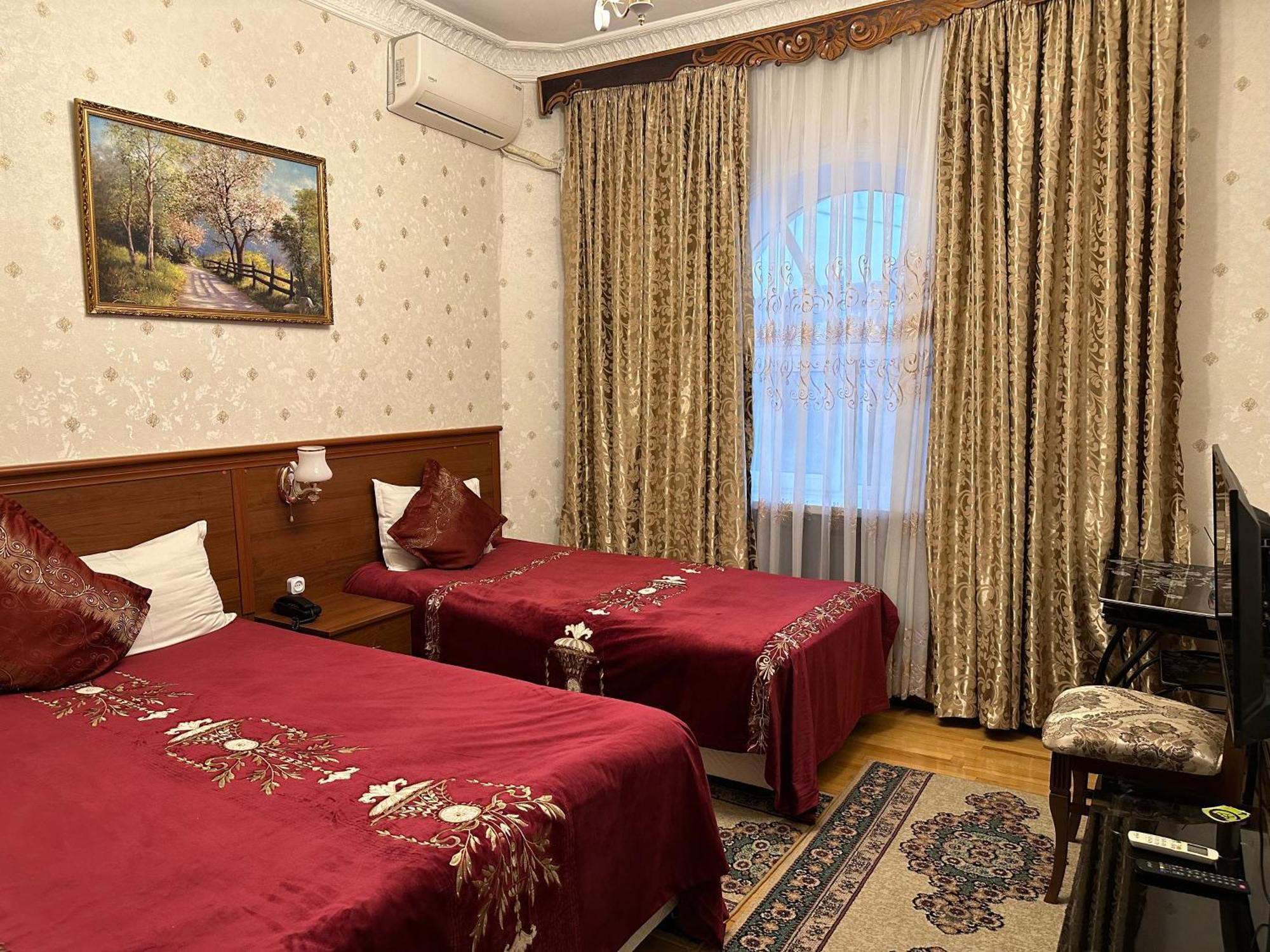 Sarbon Hotel Tasken Kültér fotó