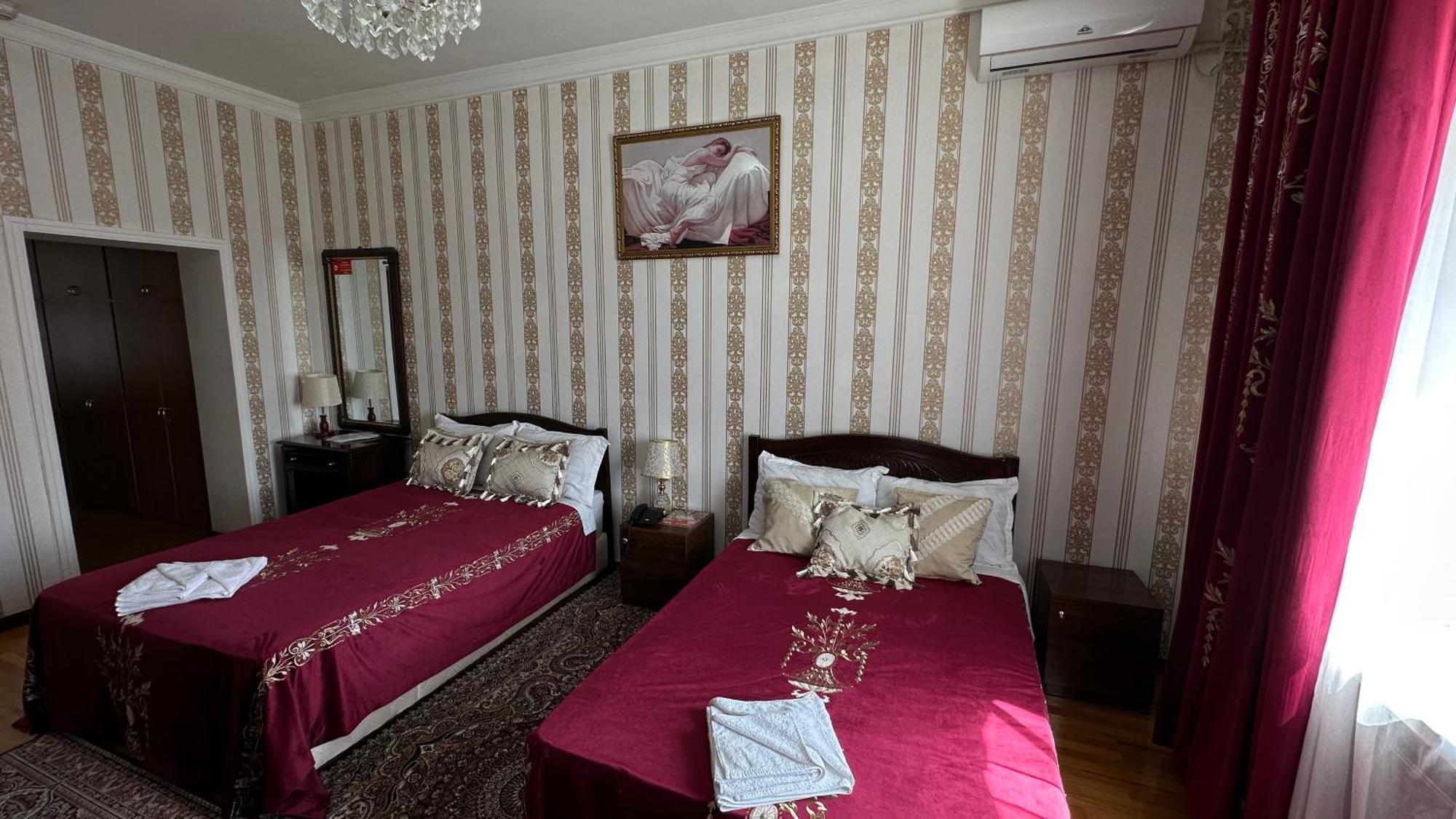 Sarbon Hotel Tasken Kültér fotó