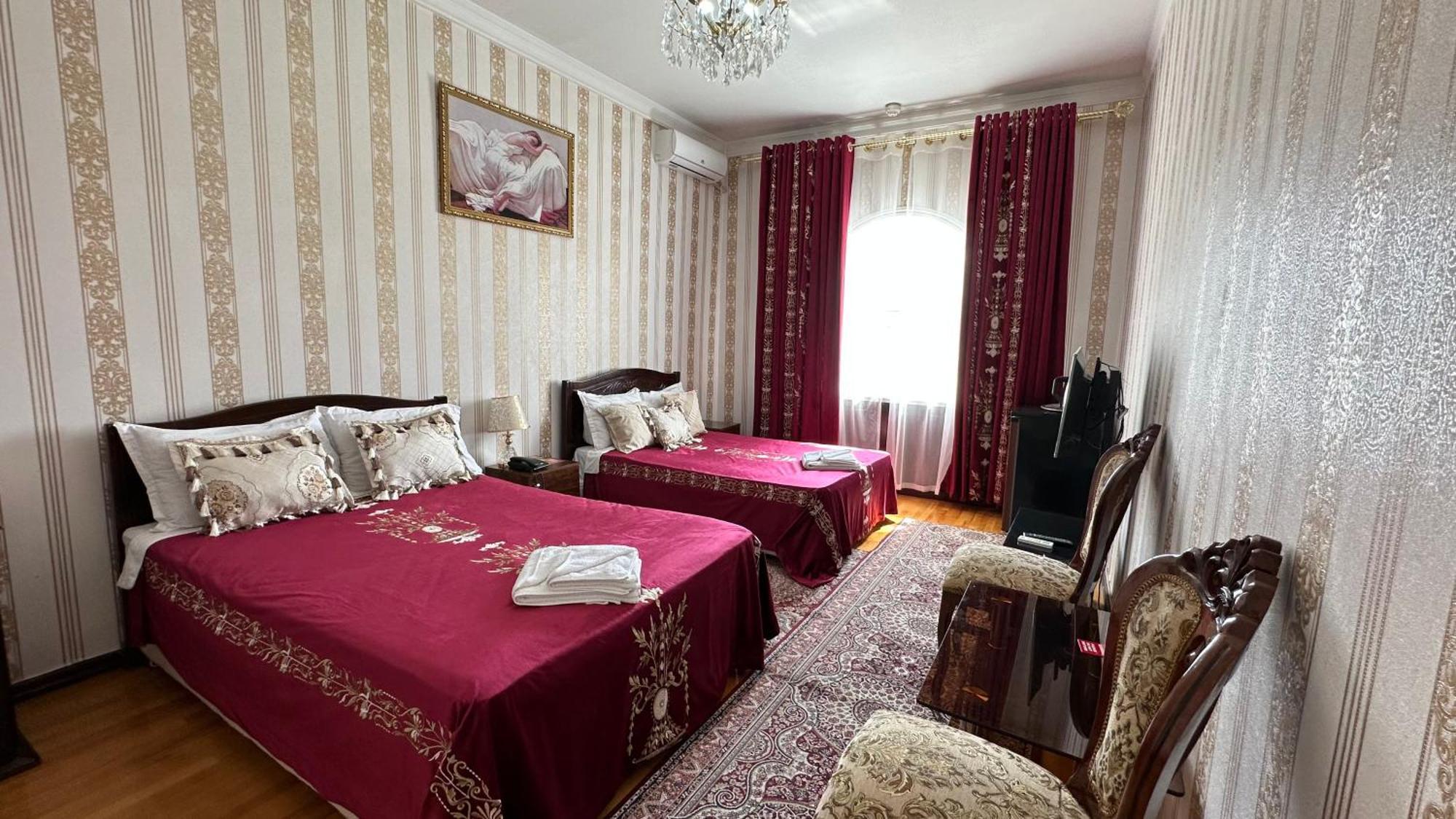 Sarbon Hotel Tasken Kültér fotó